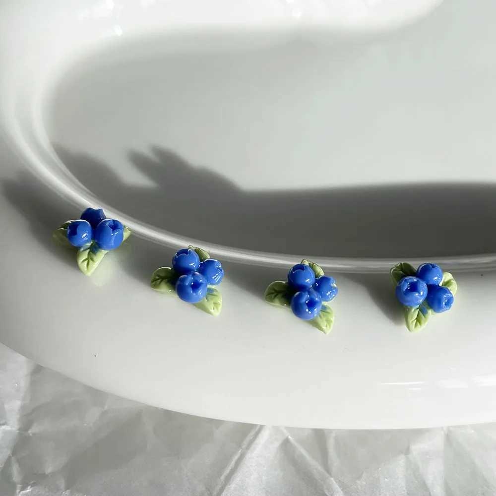 Creative Cute Blueberry Knickknack Kawaii A Cluster Fruit Buds Resin Trinkets Nail gel Polish Adorn Ornaments 404art W240829