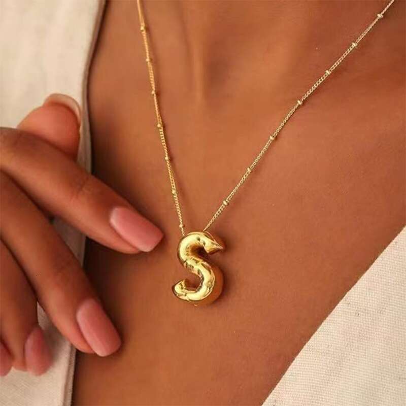 2024 INS hot selling balloon smooth letter necklace chubby pendant European and American fashion simple collarbone chain designer Necklace for women h
