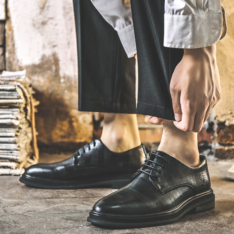 Men Shoe Leather Shoes Breathable Business Attire Pointed Casual Leather Shoes British Black with Suit Youth Trend Wedding Shoes