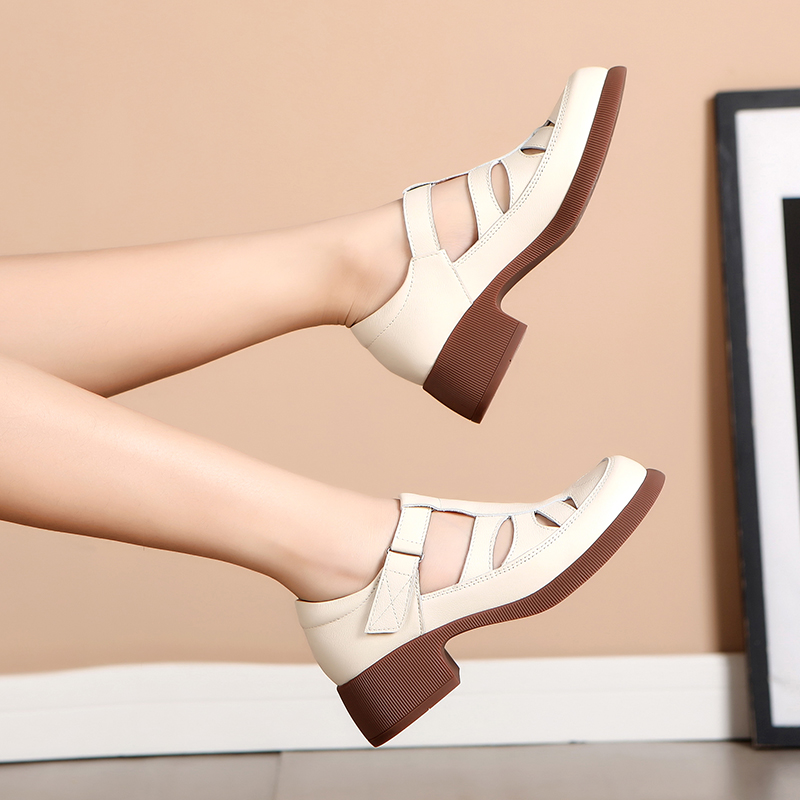 Head Layer Cowhide Head Sandals 2024 Women's New Versatile Women's Shoes Bag Heel Large Size Loose Fat Hollow Shoe Heel