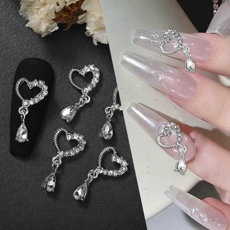 Alloy pendant nail decoration metal silver wire pearl core rhinestone DIY nail art charm accessories W240829