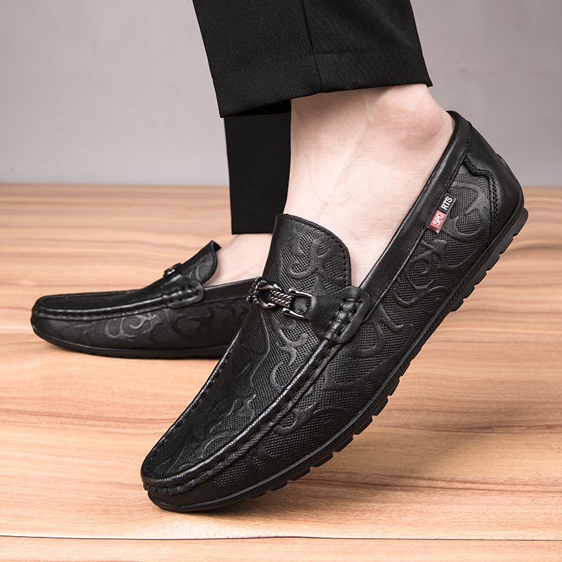 Leather Loafers: Men's Casual Slip-On Shoes with Buckle, Black and White, 2024 4