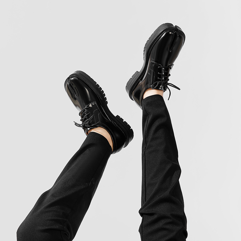 New Split Toe Flats Slip-On Casual Women Fashion Mary Janes Tabi Pig Hoof Shoes Woman Loafers chaussure femme