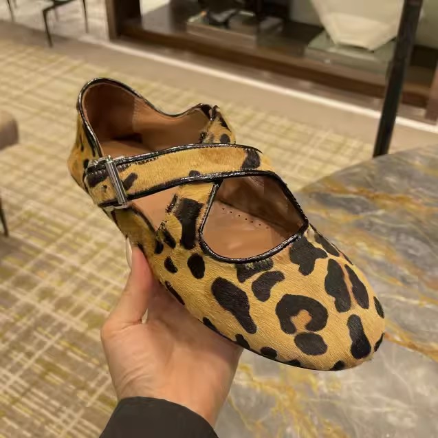 New Casual Women's Round Shoes Flat Leopard Print Female Shallow Loafers Soft Soled Ballet Shoes Ladies Single Shoes