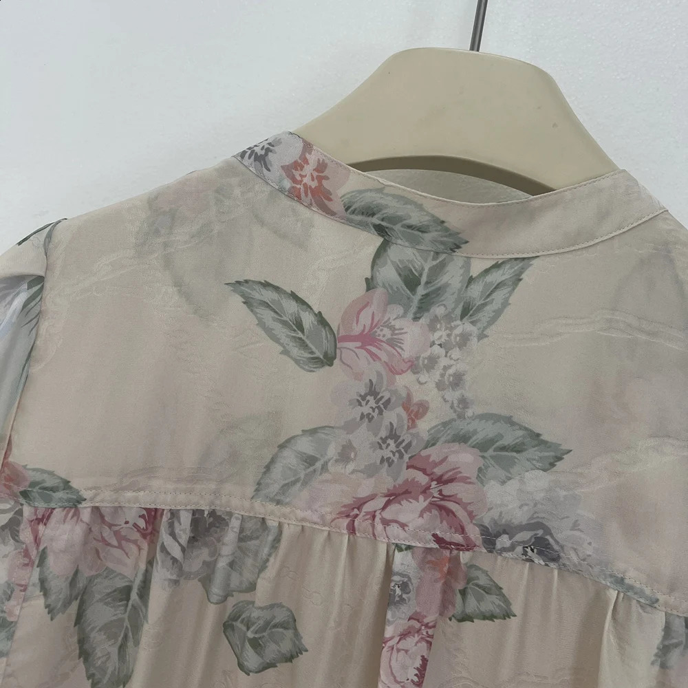 ZESSAM Flower Letter Graphic Print Women Shirt Summer VNeck Long Sleeve Buttons Lady Pullover Classic Casual Femme Top 240827