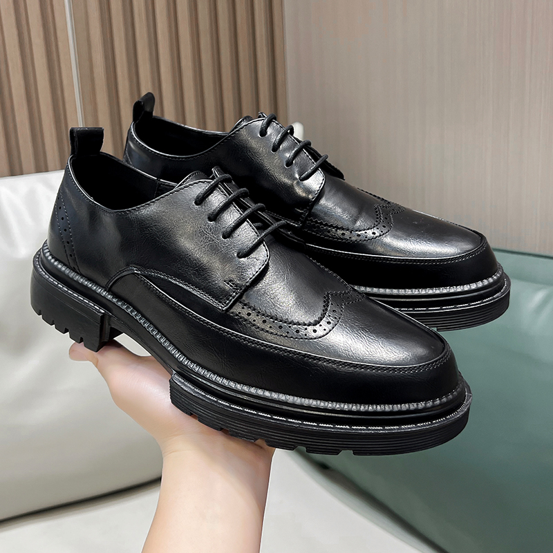 Leather Brogue Men Casual slip on Brand 2022 Mens Loafers Moccasins Breathable Black Driving Shoes men sneakers 690f s