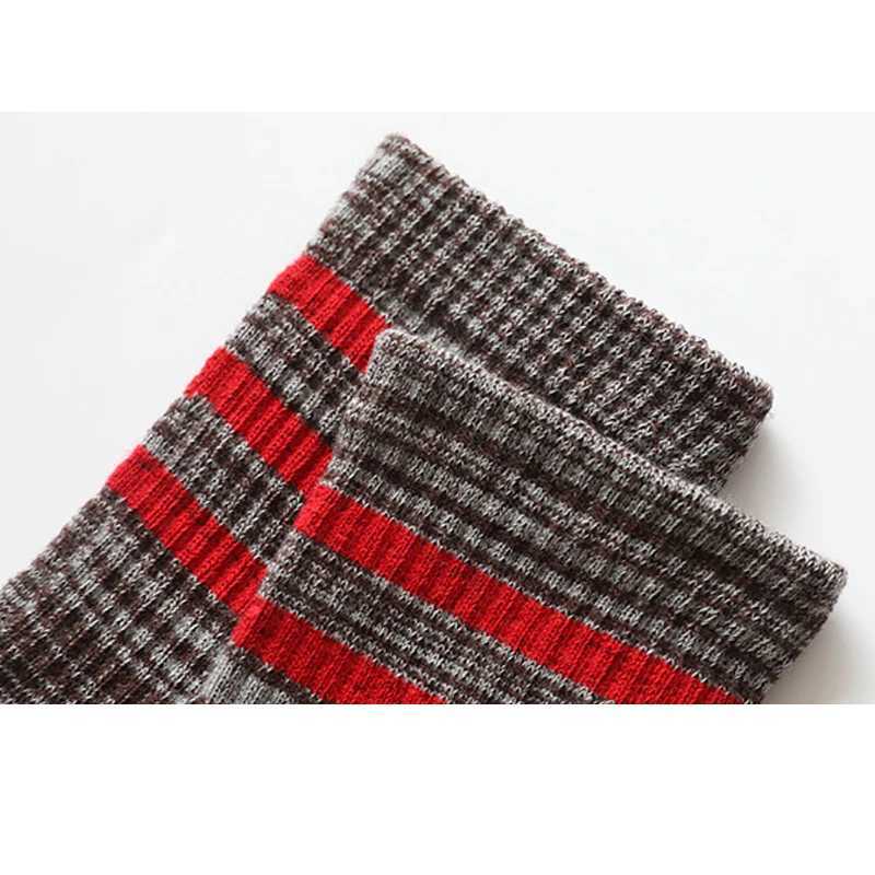 Men's Socks 5 Pairs Man Sport Toe Socks Cotton Striped Colorful Compression Sweat-Absorbing Deodorant Fitness Travel 5 Finger Short Socks Y240830