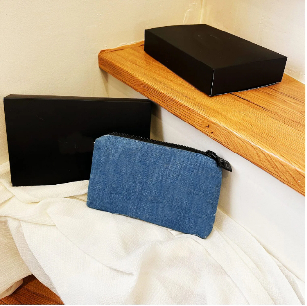 Boxes: Cowboy Cavas Makeup Bag, Large Capacity Storage Bags, Portable Handbag for Women (Black)