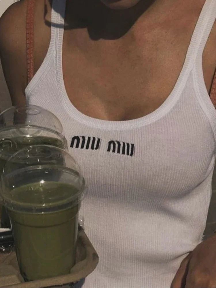 Summer Fashionable Womens Sexy Slim Blouse O Collar Sleeveless Ladys Running Tanks Vest Embroidered Letter Street Tops Tees 240829