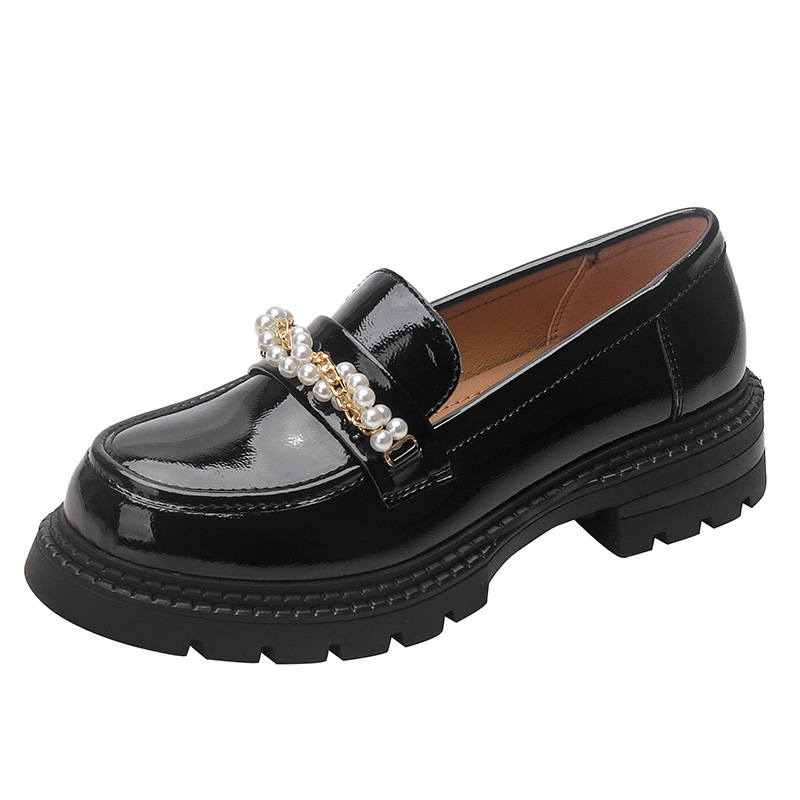 2113b designer chains pearl new brogue round toe japanned leather beading strings lolita shoes woman flats slip on loafers
