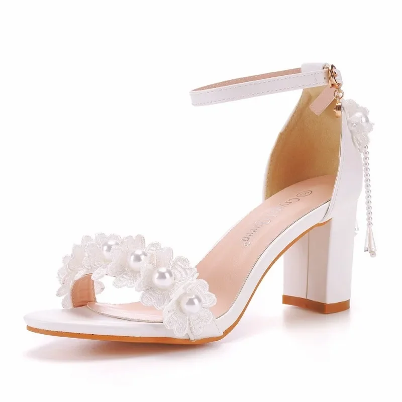 2025 new Wedding Pumps String Bead Buckle Strap PU 7CM Square Heel Classics Women Dress Sandals Shoes White eae0