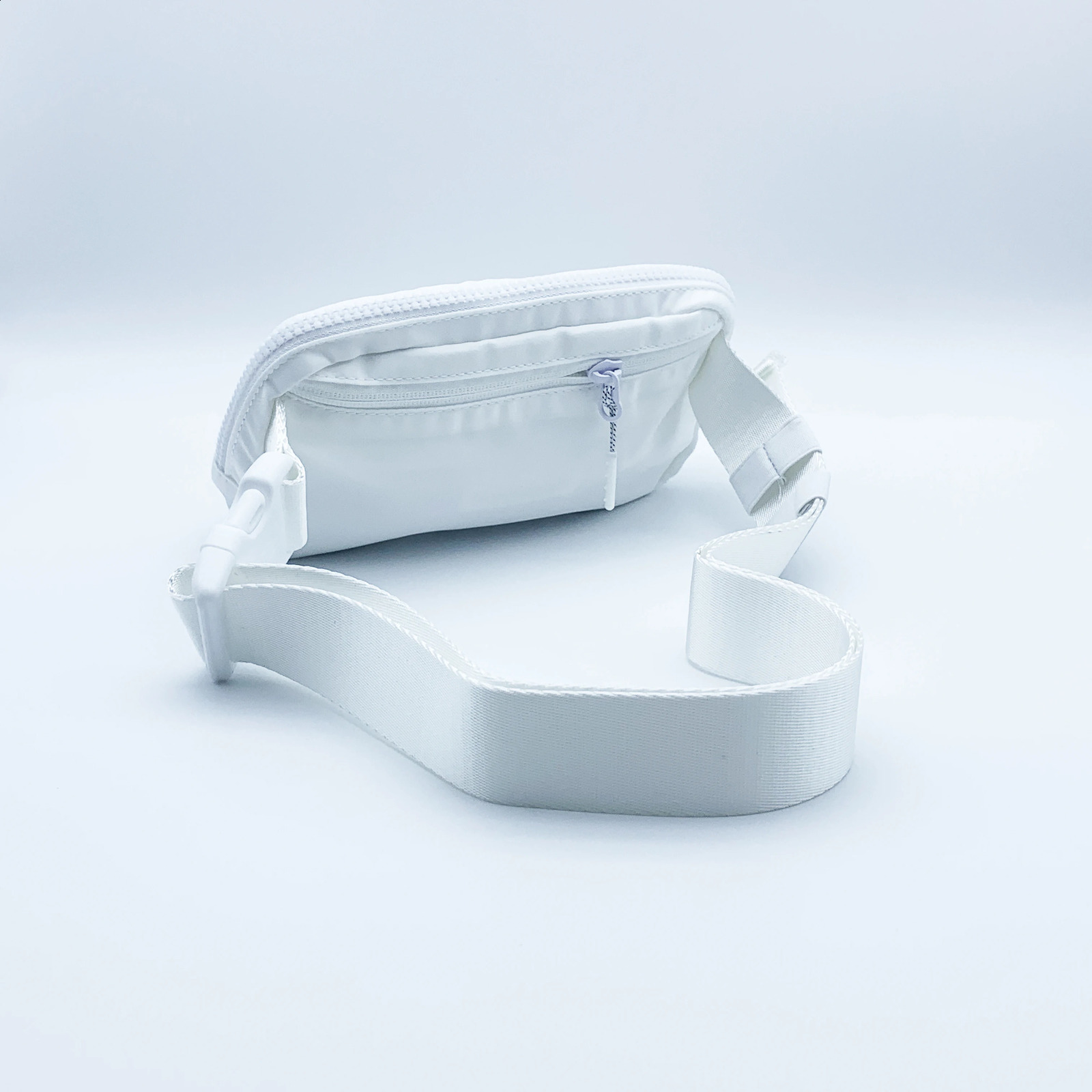 Metal Everywhere Belt Bag Sports Waist Yoga Mobile Super Trusted Portable Unisex Fitness Running y240830Z