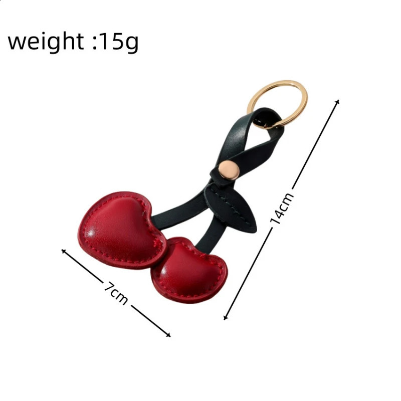 Novelties Rustic Leather Cherry Key Chain Fashion Leading Men and Women Car Bag Ring Pendant Jewelry Gift 240829