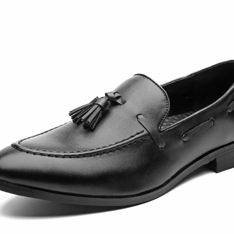 Man Casual Shoes Italy Style Comfortable Fashion Luxury loafers Men Leather Shoes 2023