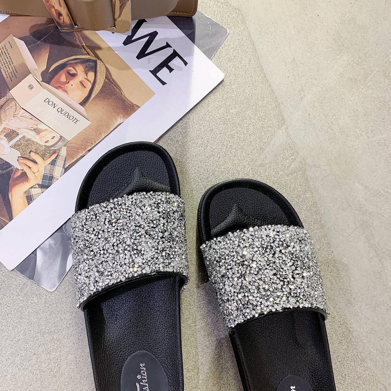 Women's sandals and slippers 2024 summer new style student wear-resistant lightweight thick-soled platform shoes wholesale manufacturers