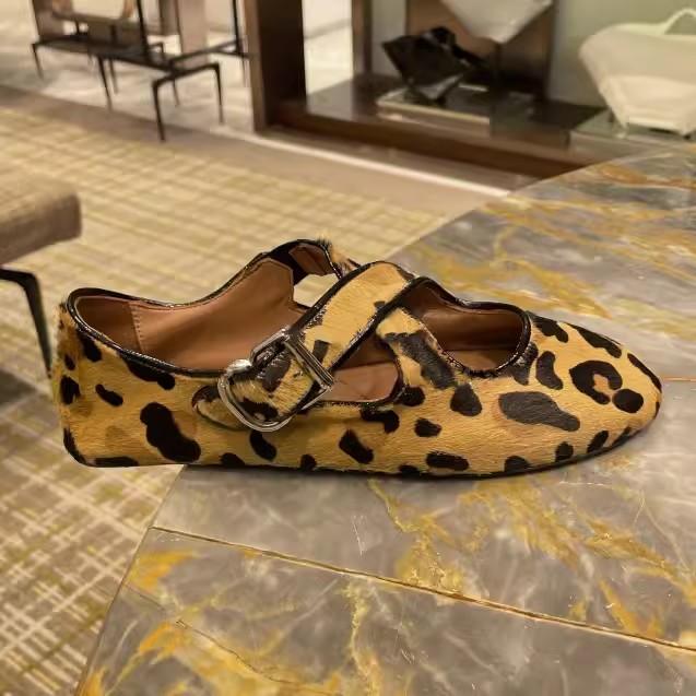 New Casual Women's Round Shoes Flat Leopard Print Female Shallow Loafers Soft Soled Ballet Shoes Ladies Single Shoes