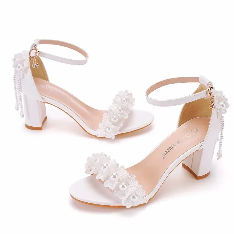 2025 new Wedding Pumps String Bead Buckle Strap PU 7CM Square Heel Classics Women Dress Sandals Shoes White eae0