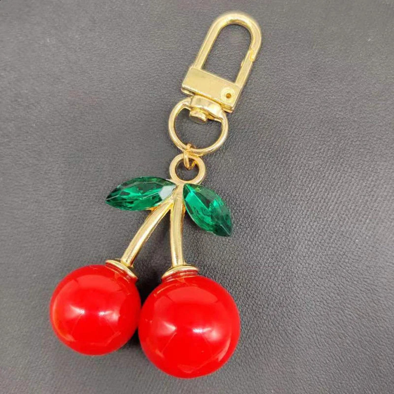 Trendy Alloy Cherry Keychain Charm Accessory Womens Bag Car Pendant Adornment Individualized Decoration For Women 240829