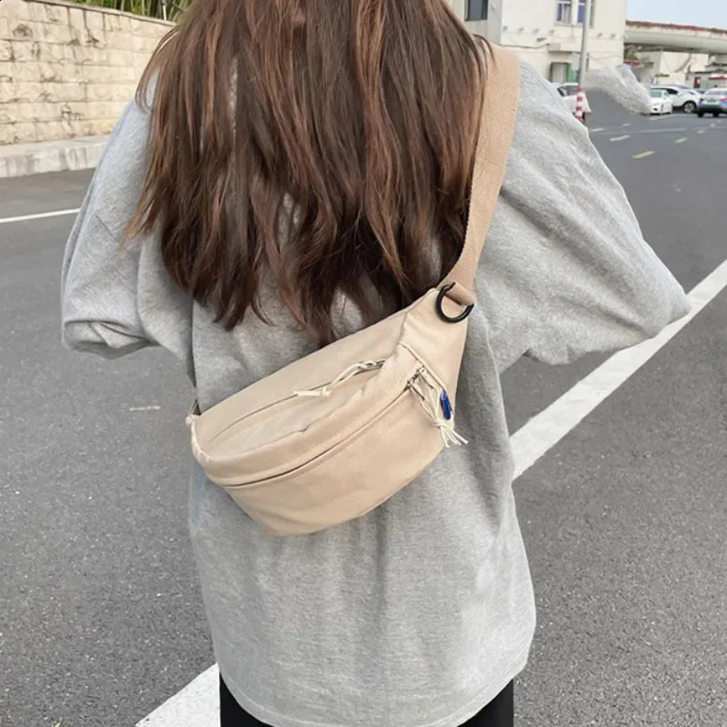 Street Style Waist Bag Hip Pack Woman Nylon Fanny Fashion Shoulder Crossbody Chest Bags Unisex Hop Belt Packs 240830Z