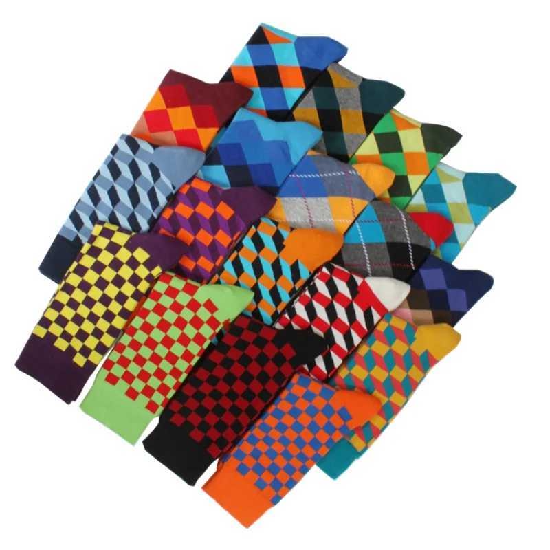 Men's Socks 5 Pairs/Lot Funny Men Combed Cotton Socks Colorful Happy Casual Party Dress Sock Classic Hip Hop Trend Compression Socks Y240830U82D