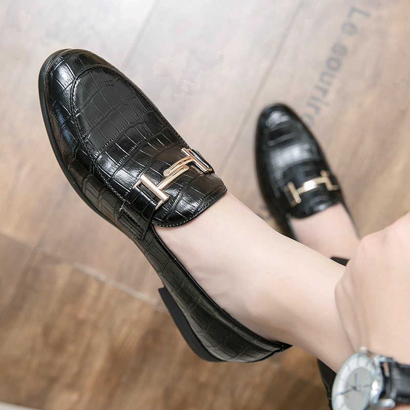 2024 High Quality Casual Leather 38~48 Designer Mens Dress Wedding Black Fashion Office Business Loafers Formal Shoes for Men