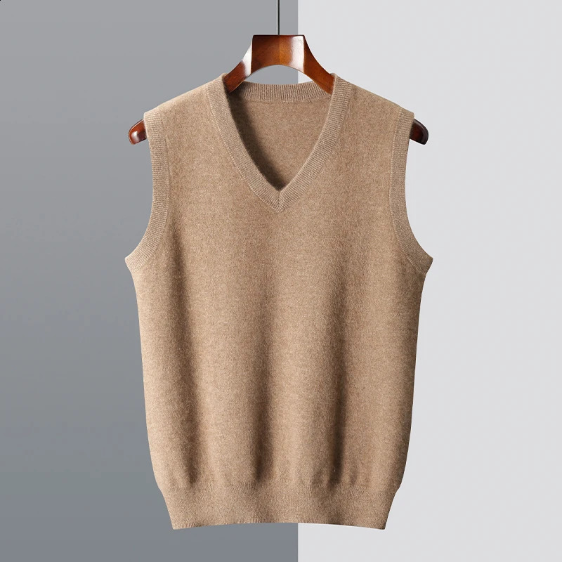Mens Sweater Vest 100% Merino Wool camisole Spring Autumn Style V-Neck Knitted Pullover Vest Casual Solid Color Menswear 240829
