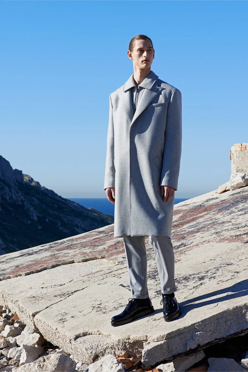 Mens long sleeved wool coat high-end customization European and American loose casual wool coat 240829