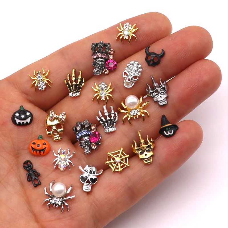 10 pieces/pack Metal Halloween nail decoration pumpkin skeleton spider skull shiny rhinestone charm nail accessories W240829