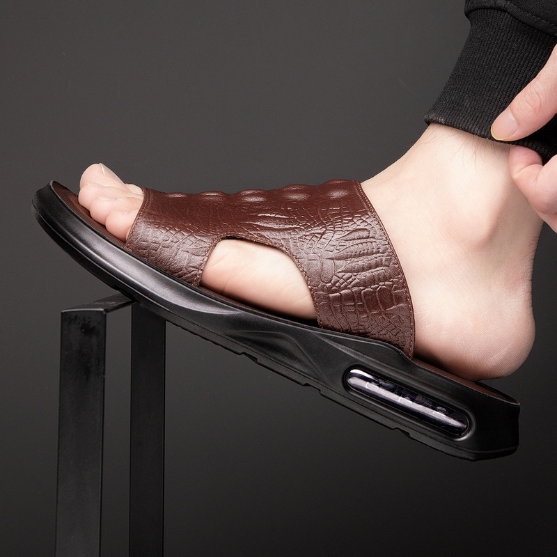Summer New Shoes for Men Genuine Leather Sandals Crocodile Print Casual Slipper Air Cushion Flip Flops Cool Beach Shoes