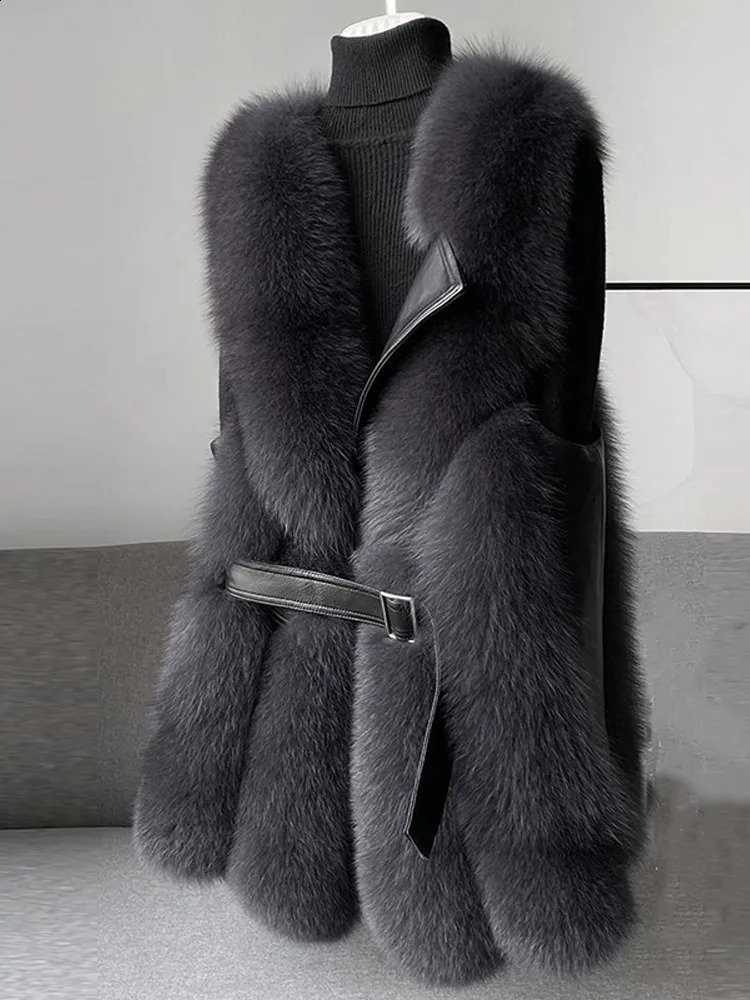 Fashionable expert made fur sleeveless jacket with a high-end feel fox fur V-neck vest autumn and winter street thick warm womens vest 240830