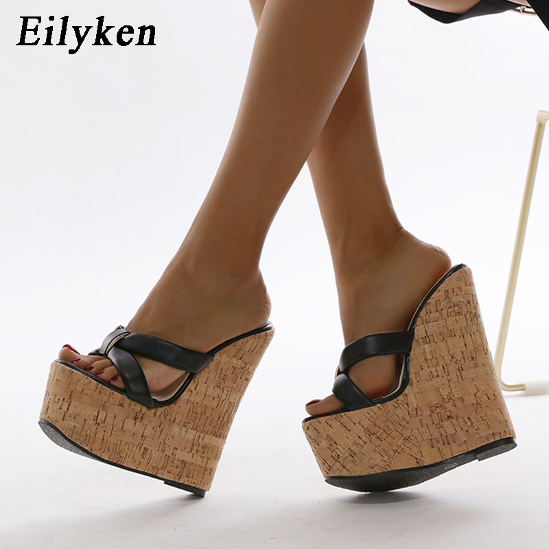 Summer Outdoor Eilyken Fashion New Brand Peep Toe Platform Slippers High Quality Sandals Women Wedges Heels Ladies Leisure Shoes f599