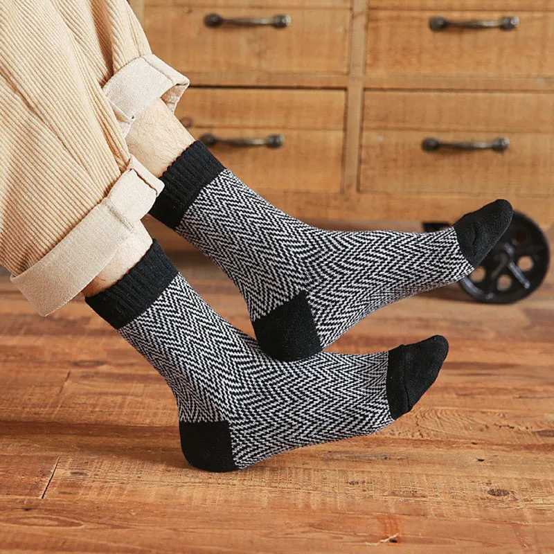 Men's Socks 5 Pairs/Lot Mens Thick Wool Socks Autumn And Winter High Quality Japanese Vintage Stripes Warm Comfortable Soft Socks EU 38-44 Y24083