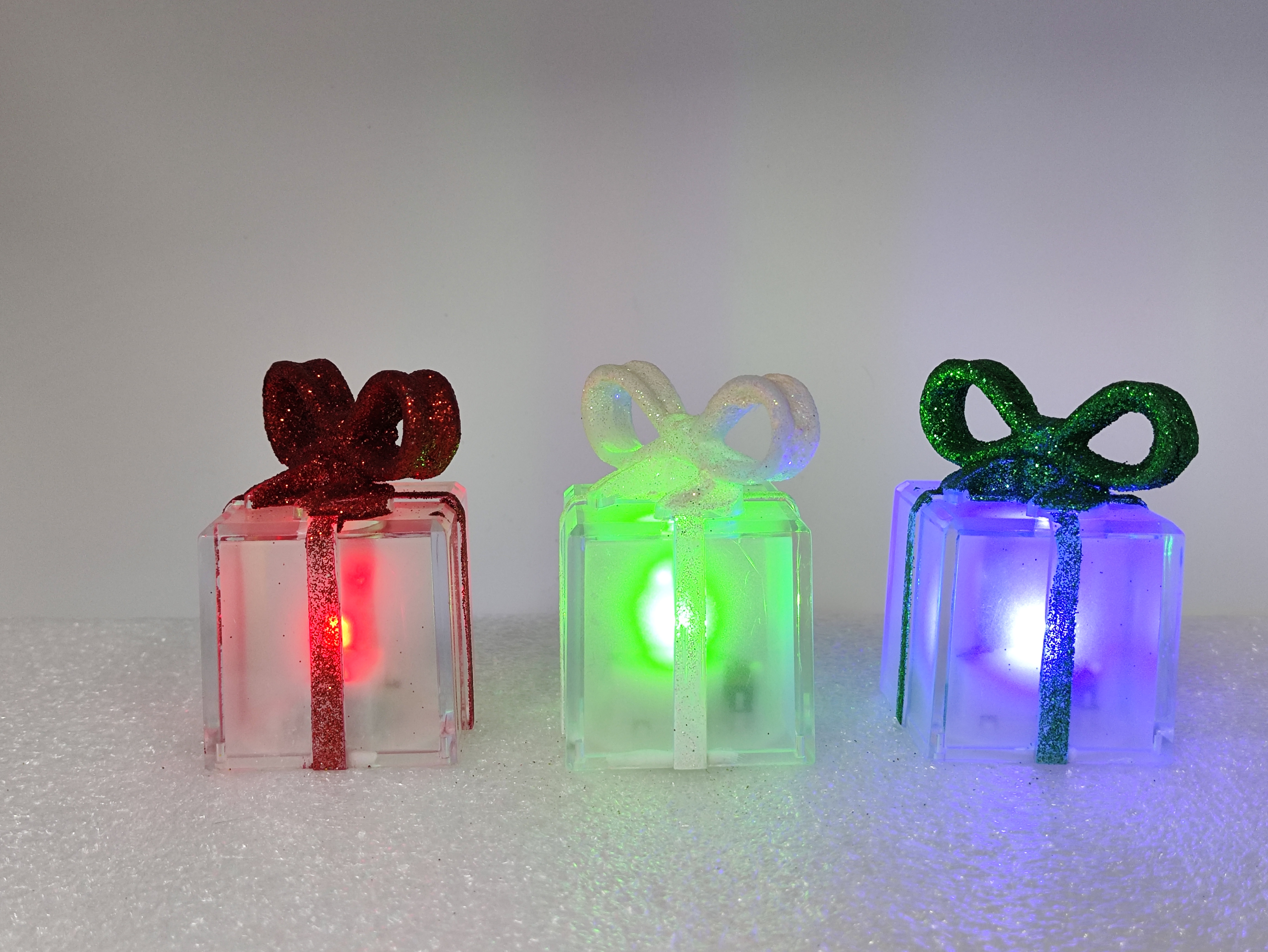 Christmas gift box for children LED lights new small ornaments
