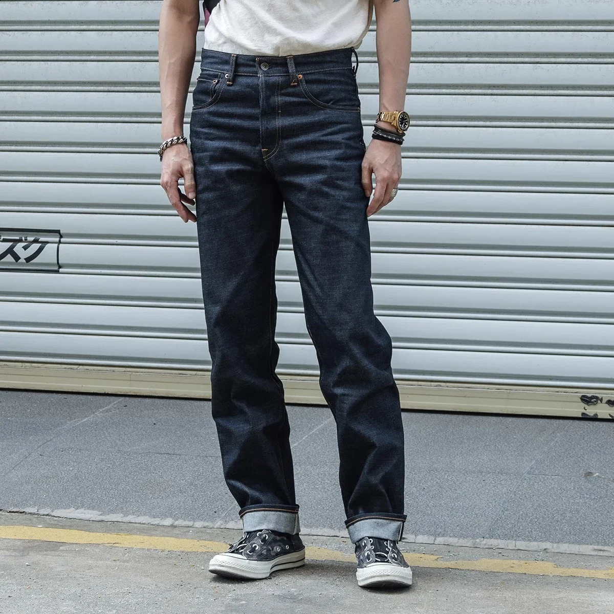 Non inventory late 1960s mens ultra-thin fitted jeans mid size Selvedge denim pants deep blue 240829