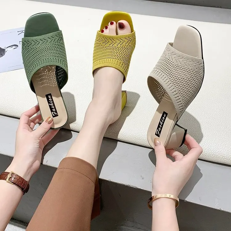 2022 summer Closed Toe Comfort Fashion Fly Weave Outdoor Sandals Women Medium Heel Slippers