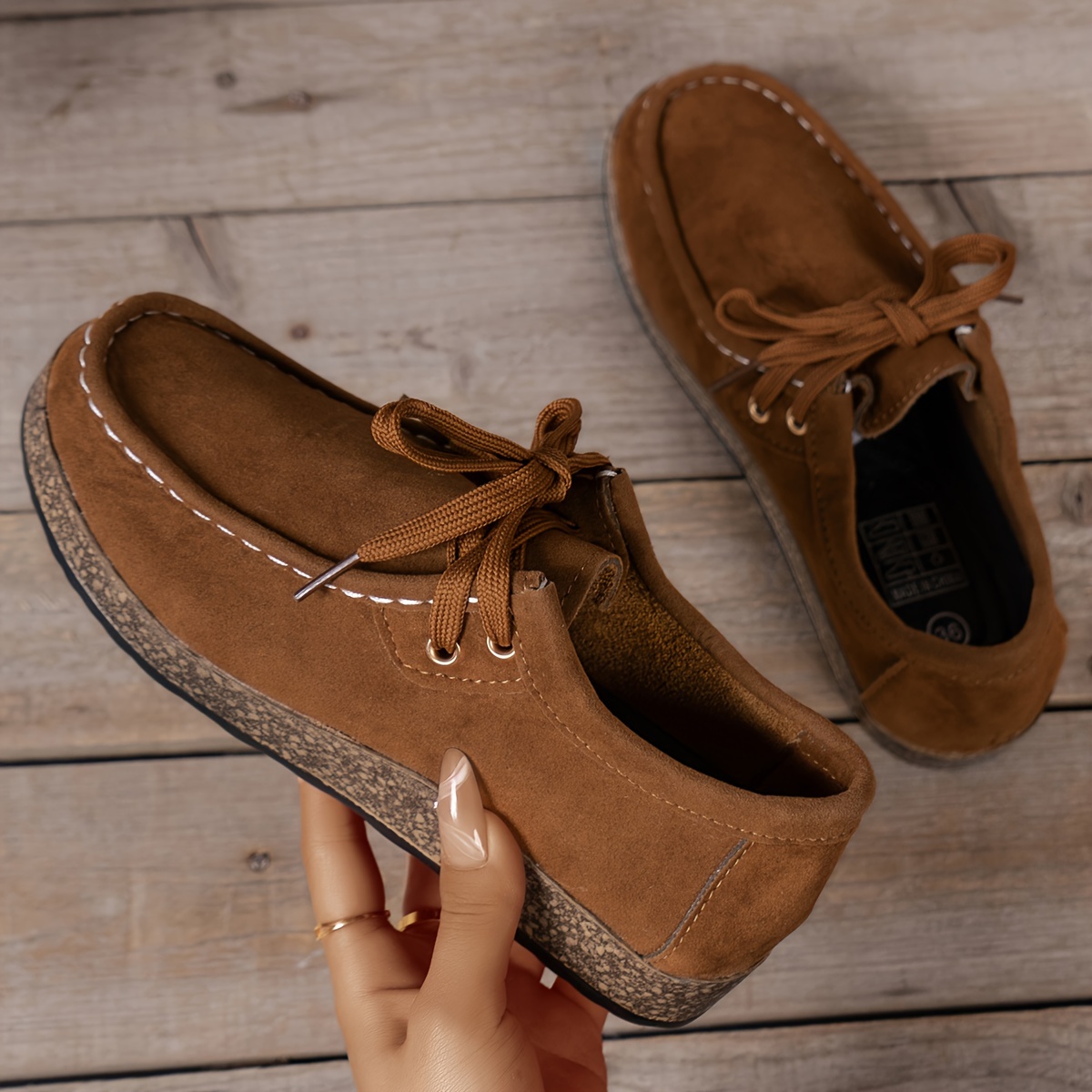 Lightweight Women's Sneakers - Casual Lace Up Outdoor Shoes for Comfortable All-Day Wear