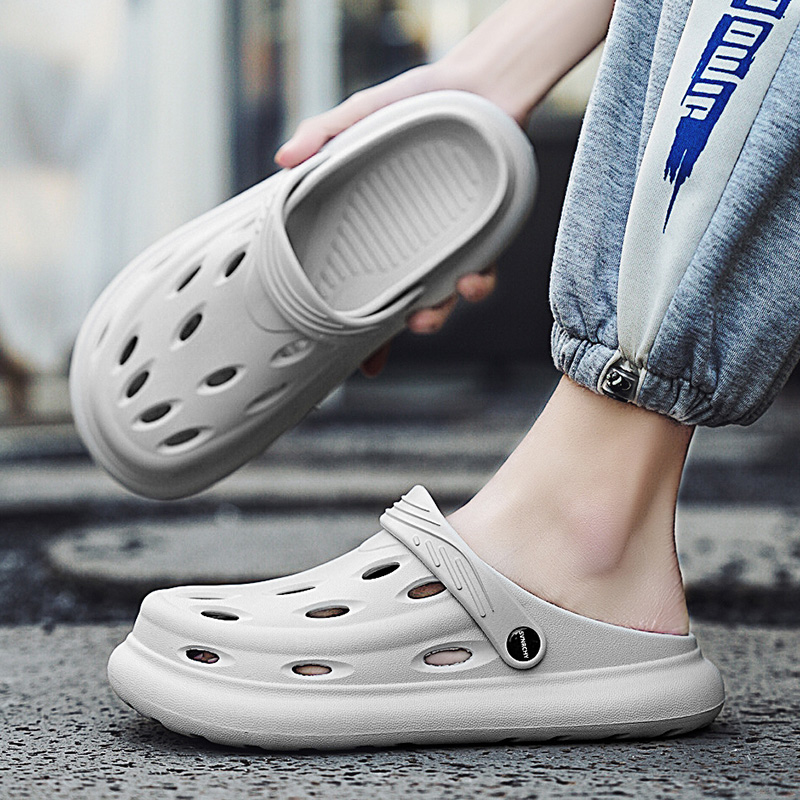 Fashion Men Sandals Slippers Outdoor Beach Comfortable Soft Clogs Trend Mens Beach Sandals Mens Casual Shoes Garden Shoes Sandal