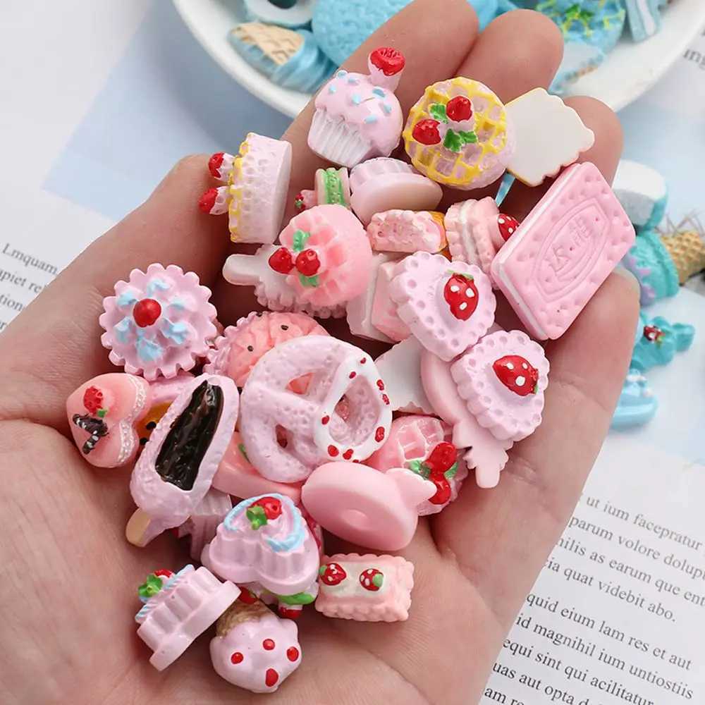 Mobile phone case decoration DIY decoration childrens toy decoration 3D nail art decoration craft supplies nail charm resin pendant W240829