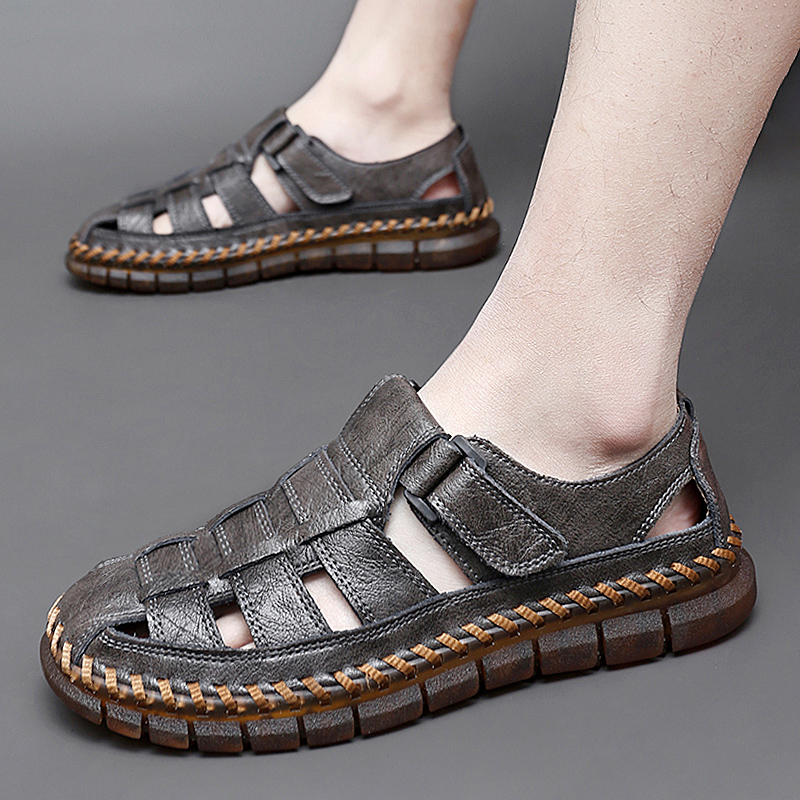 Men's Classic Sandals Leather New Outdoor Summer Handmade Slippers Brand Beach Breathable New Men Sneakers Casual Shoes 51a3