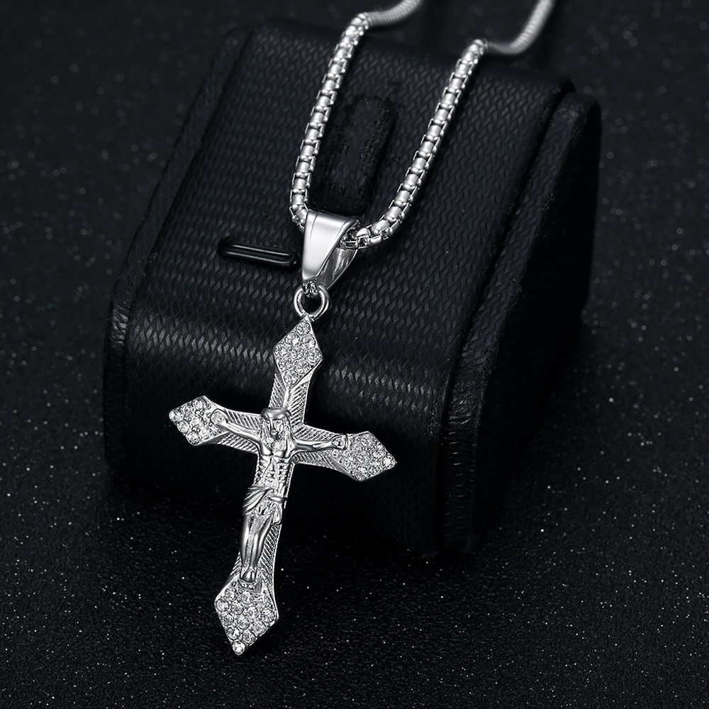 Retro Juses Corss Pendant Necklace Stainless Steel Gold Plated No Fade Jewelry