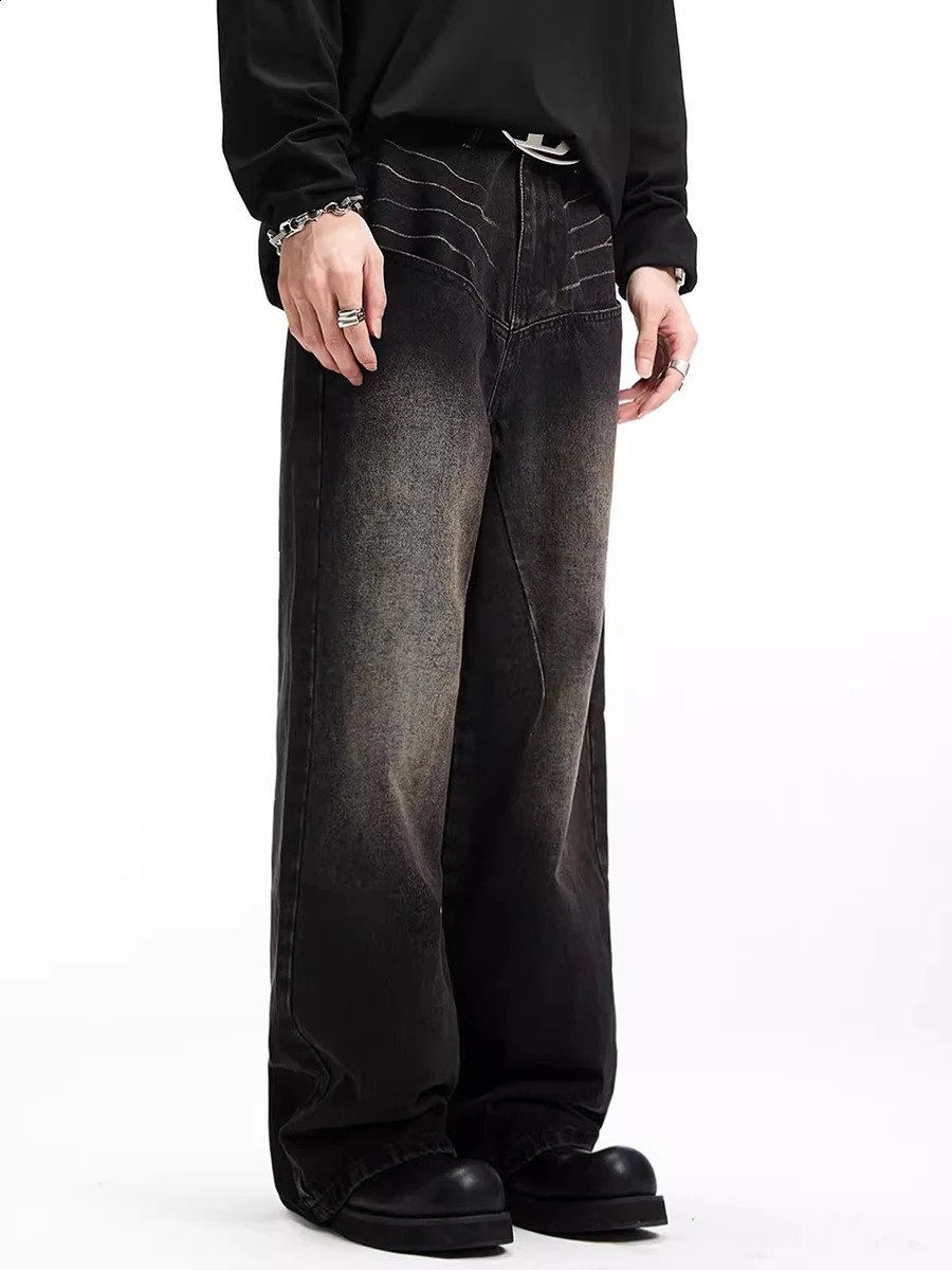 REDDACHiC Vintage Black Brushed Baggy Jeans Men Acubi Fashion Low Waist Whiskers Wash Wide Leg Denim Pants Hiphop Casual Clothes 240826Z