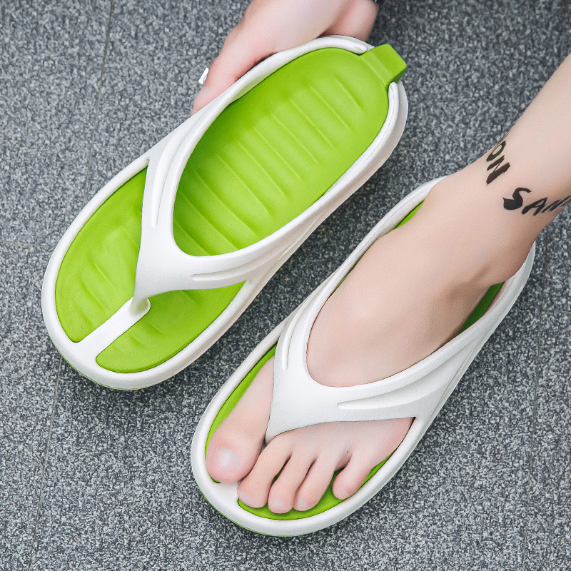 Men Outdoor Indoor Slippers Flip Flops Cloud Slides Beach Sandals Fashion New Men Thick Soft Sole Home Slippers Casual Shoes
