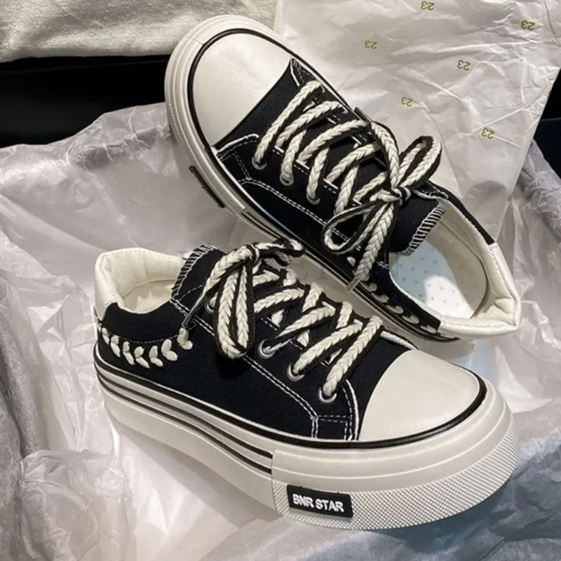 Thick-Soled Canvas Kicks: Breathable Spring-Autumn Shoes 4