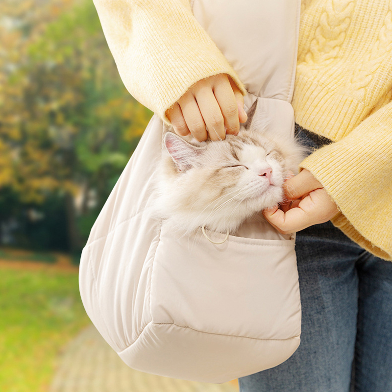 Pet Carrier Shoulder Bag Cat Carrier Sling Bag Winter Outdoor Puppy Travel Bag Portable Warm Cat Walking Bag