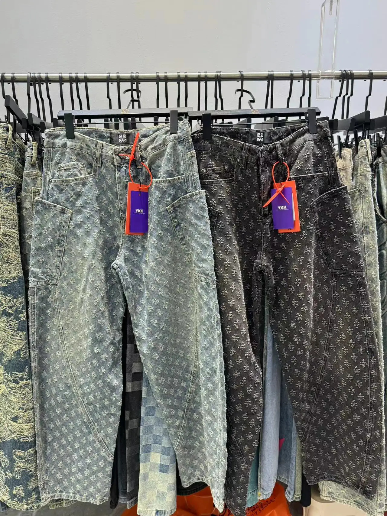 Street Jacquard Pattern Denim Pants Mens Retro Straight Pocket Bottom Mens Loose Jeans 240829