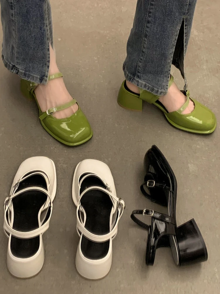 Non-slip Round Toe Sandals Ladies Casual 2023 Summer Hollow Beach Elegant Korean Fashion Party Shoes Woman Design dh1102140405