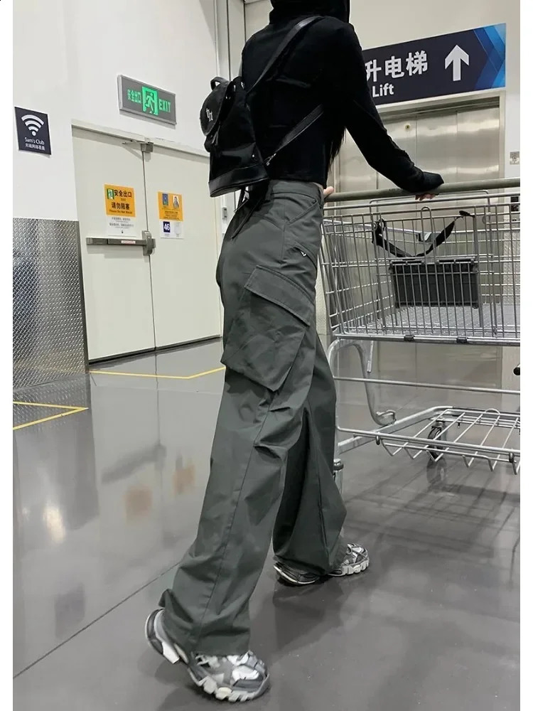 HOUZHOU Womens Freight Pants Grey Retro Y2K Luggage Korean High Waist Trouser Techwear Aesthetic Female Streetwear Hippie 240827
