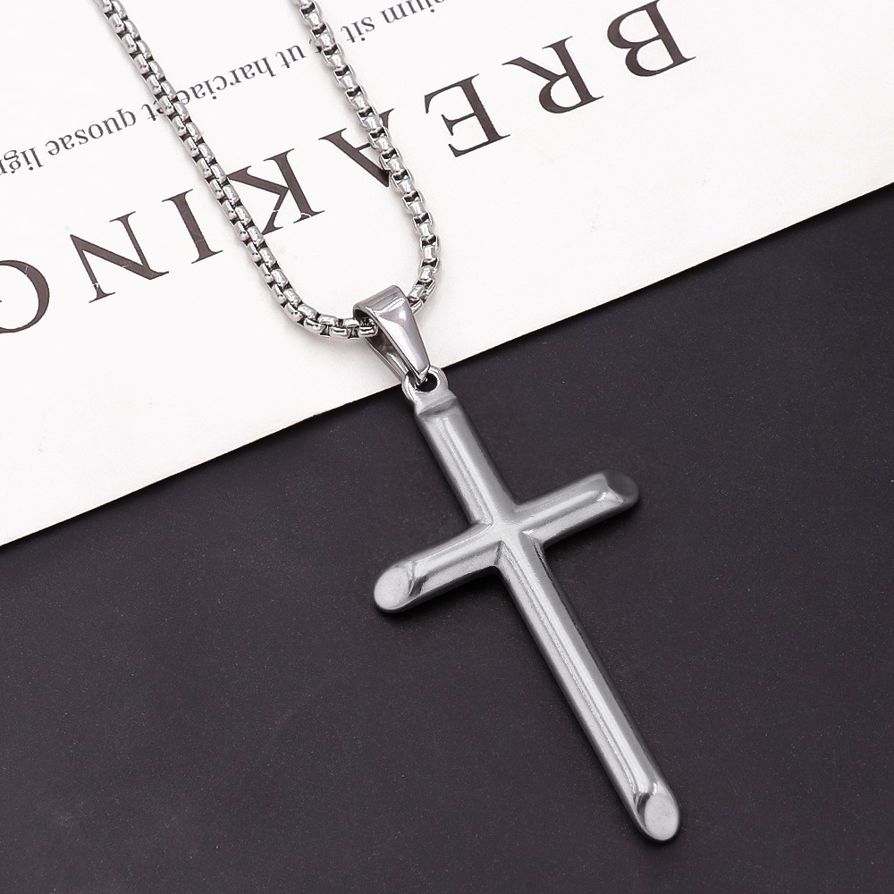 Retro Stainless Steel Shiny Cross Pendant Necklace 18K Gold Plated No Fade Jewelry