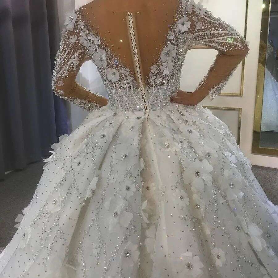 Ball Gown Royal Wedding Dresses Long Sleeved Vestido Novia Beads Sequined 3Dwer Elegant Robe De Mariee