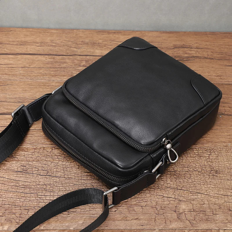 Natural leather mens bag flip soft leather shoulder bag small mens cross body bag one layer denim messenger bag 240830